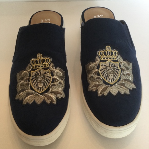 Steven by Steve Madden NC-Lori Slide-In Canvas Navy Shoe - Picture 2 of 6